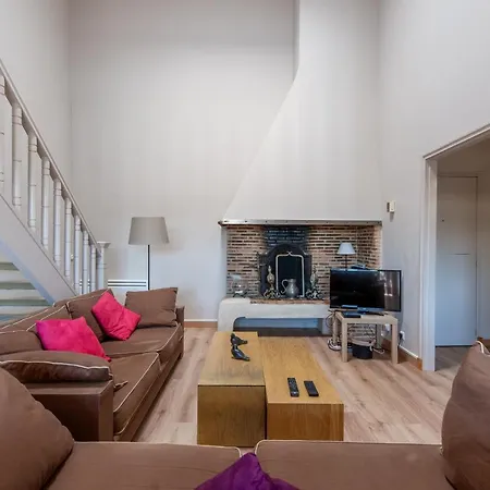 Cmg - Grand Duplex Avec Balcon A 500M De La Plage *